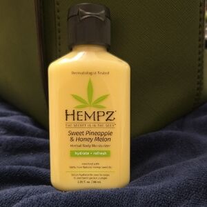 🌈4/$25 Hempz Sweet Pineapple & Honey Melon Moisturizer New!